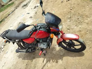 Bajaj Boxer 150 UG 2022 Red