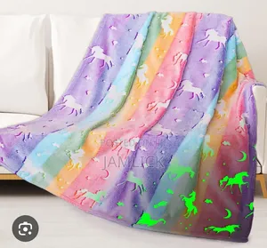 Magic Glow-in-the-Dark Fleece Blanket - Pm
