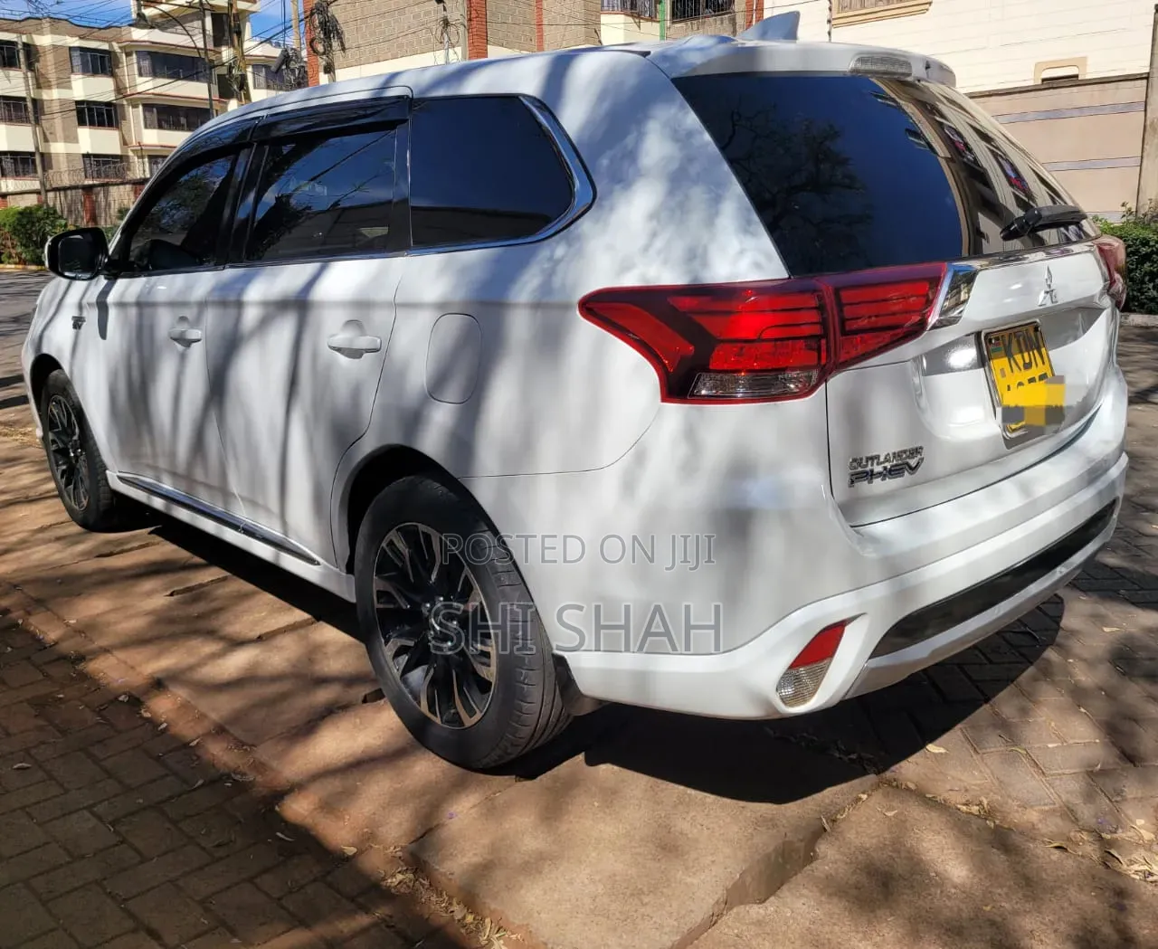 Mitsubishi Outlander 2018 White