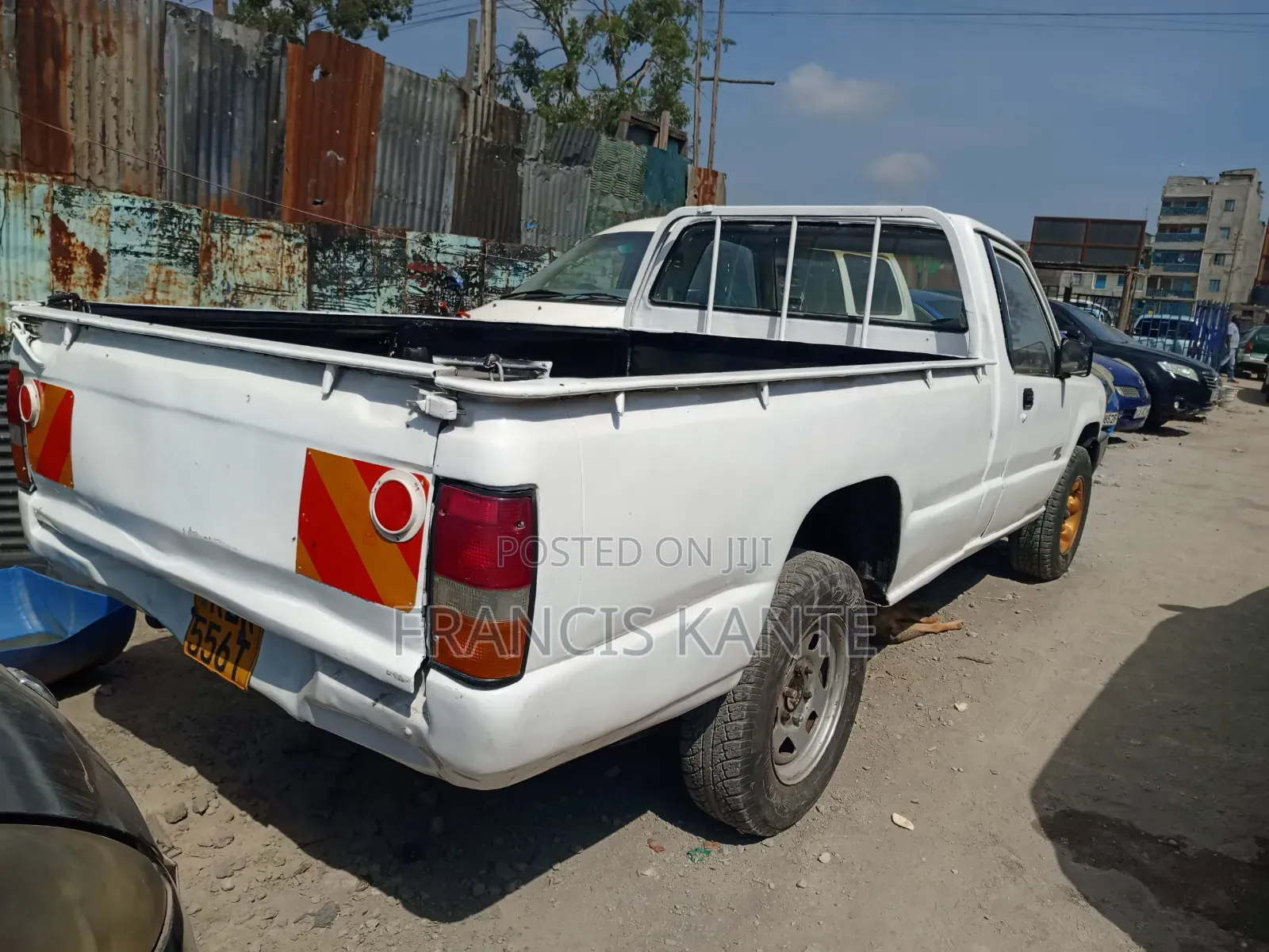 Mitsubishi L300 2014 White