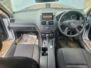 Mercedes-Benz C200 2012 Silver