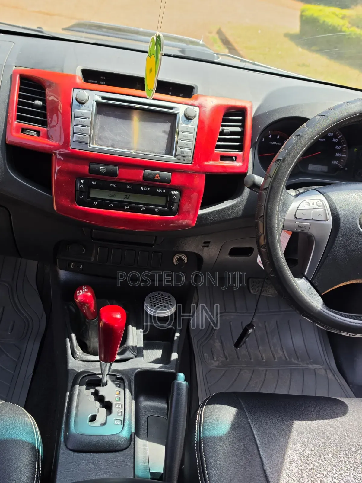Toyota Hilux 3.0 D-4D 4x4 2014 Black
