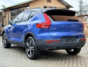 Volvo XC40 2020 Blue