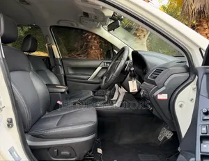 Subaru Forester 2015 Pearl