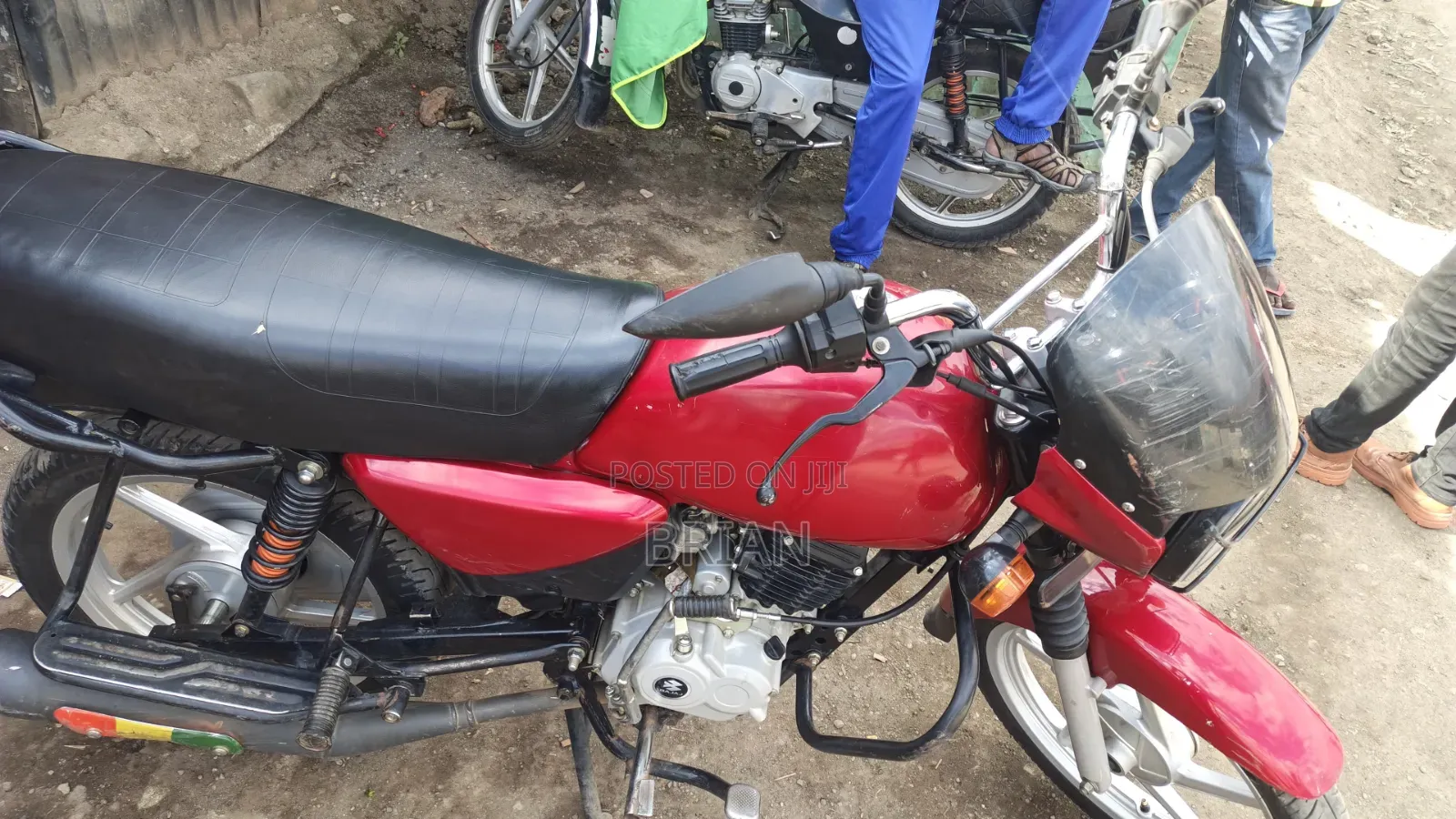 Bajaj Boxer 125 2026 Red
