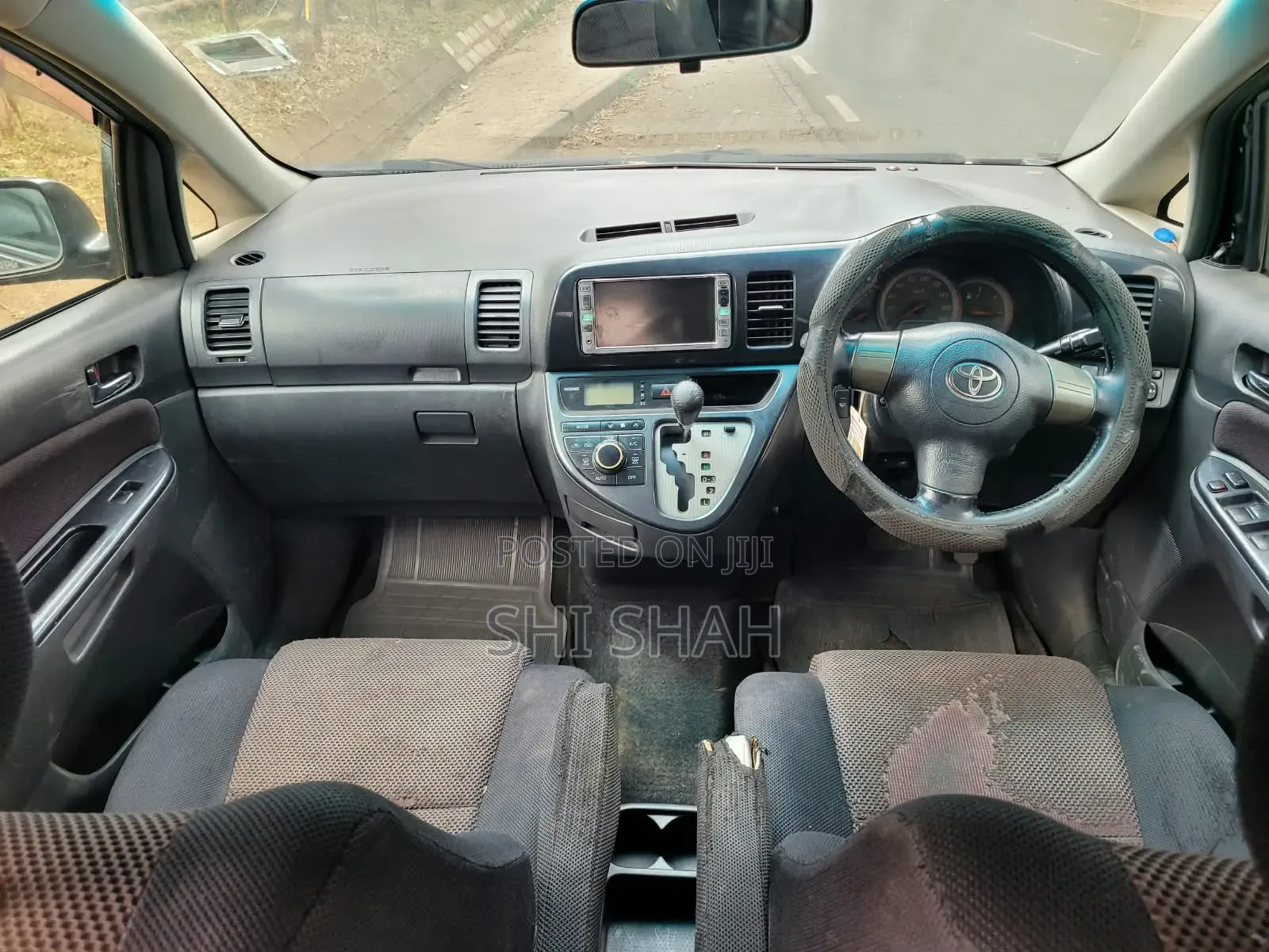 Toyota Wish 2010 Black