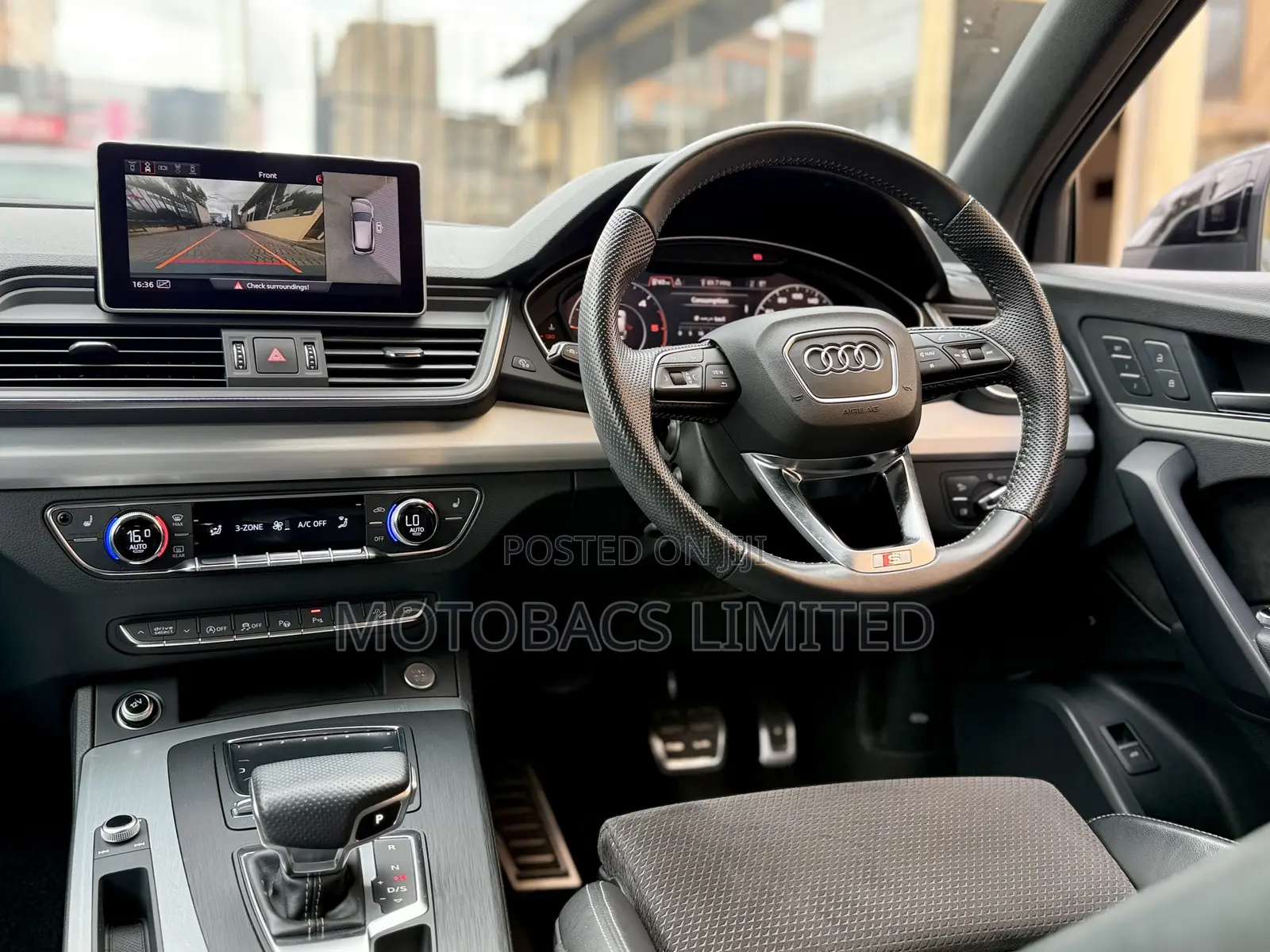 Audi Q5 2.0T Premium AWD quattro 2019 Black