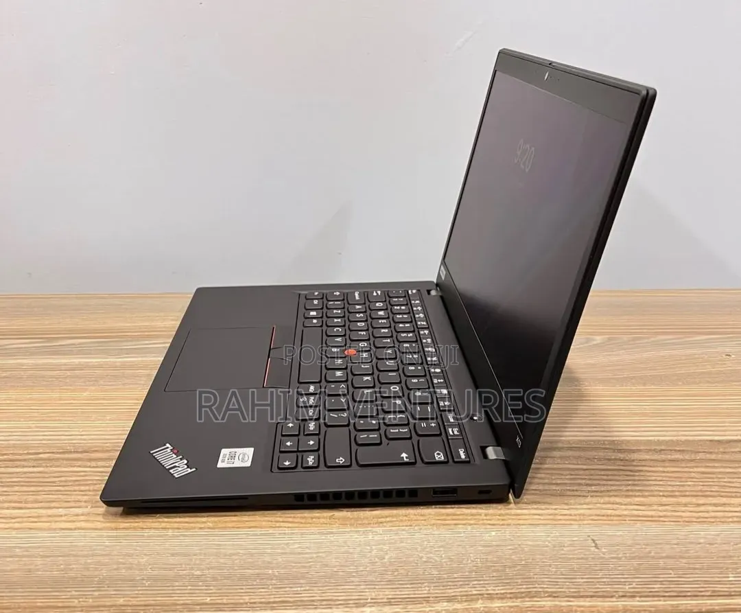 Laptop Lenovo ThinkPad X13 Gen 2 16GB Intel Core i7 SSD 256GB