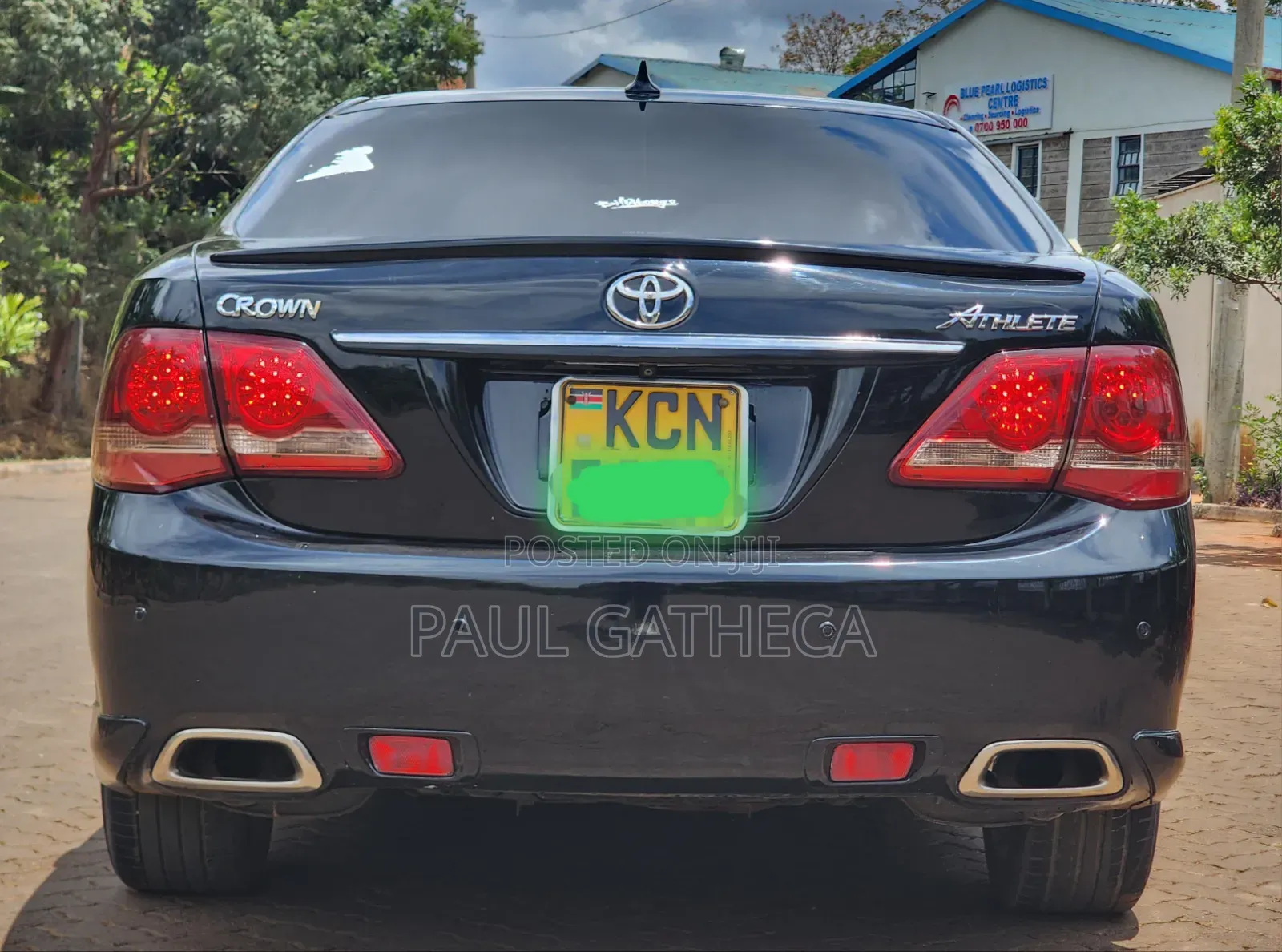 Toyota Crown 2010 Black