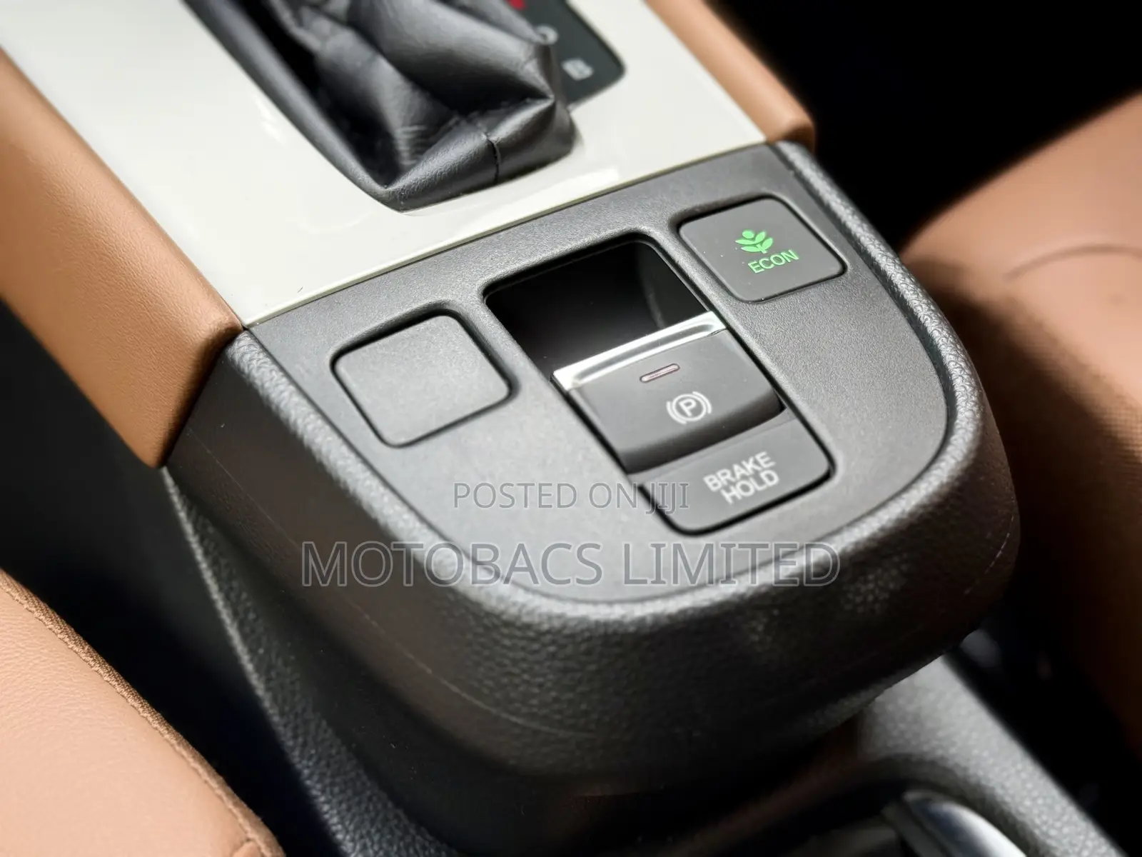 Honda Fit 2020 Pearl