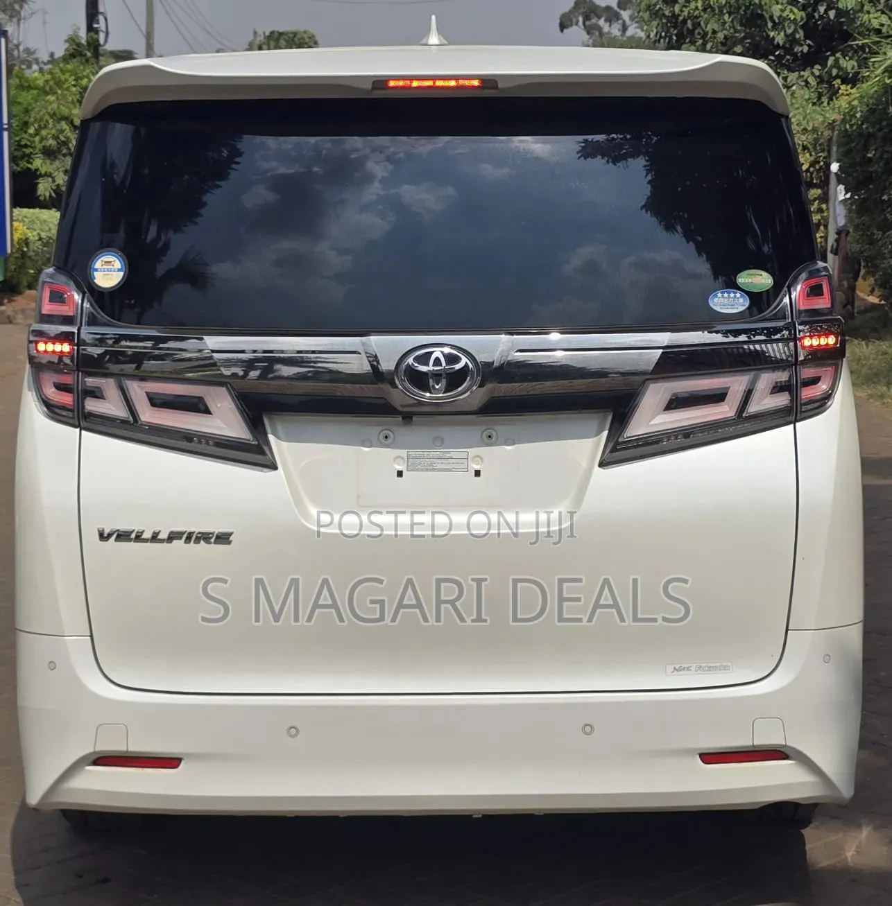 Toyota Vellfire 2018 White