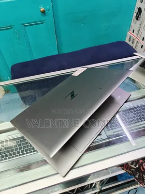 Laptop HP ZBook Firefly 15 G7 16GB Intel Core i7 SSD 512GB
