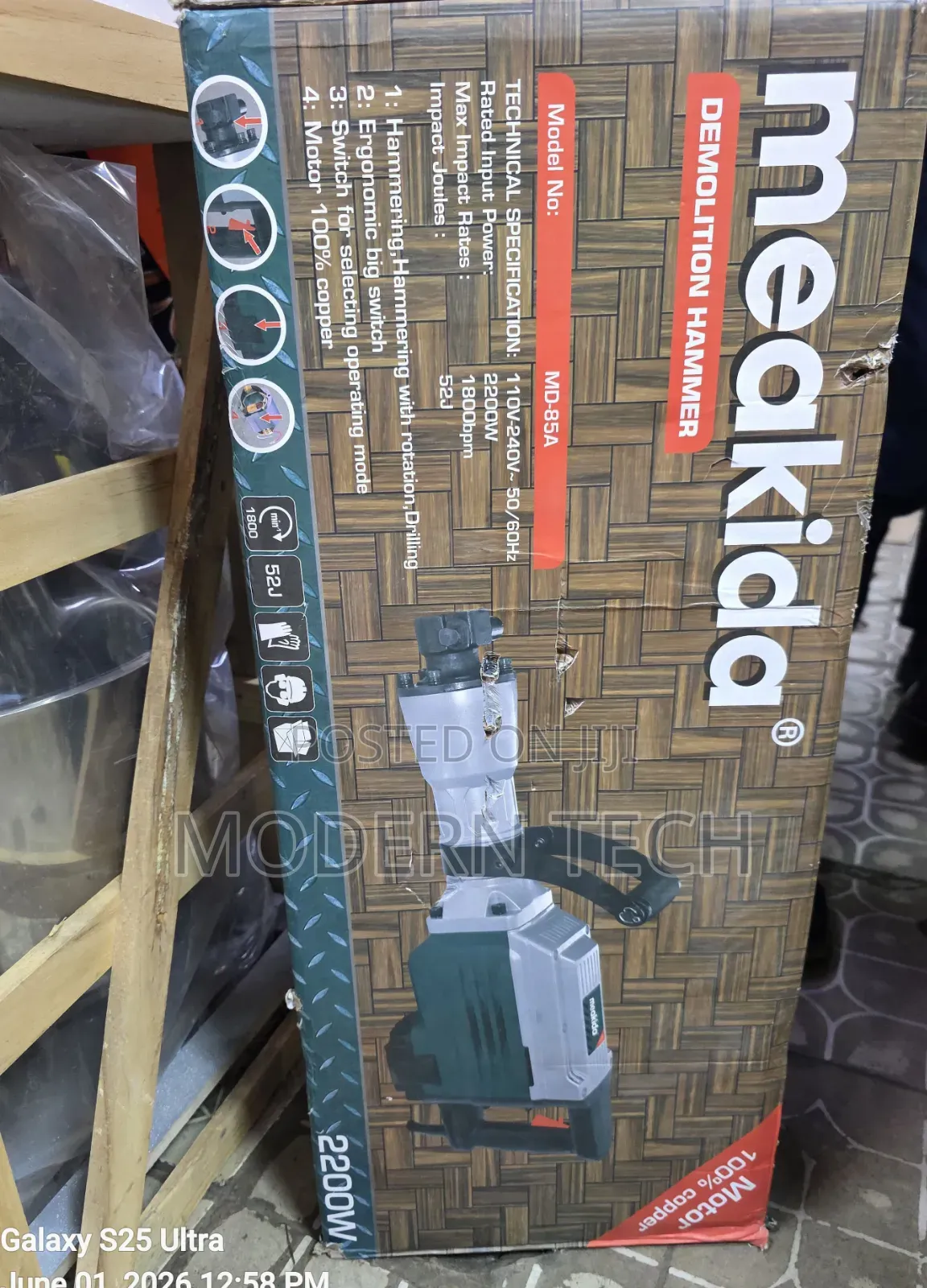 Meakida 2200W Demolition Hammer