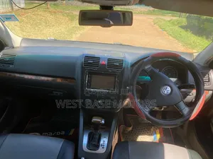 Volkswagen Passat 2006 Silver
