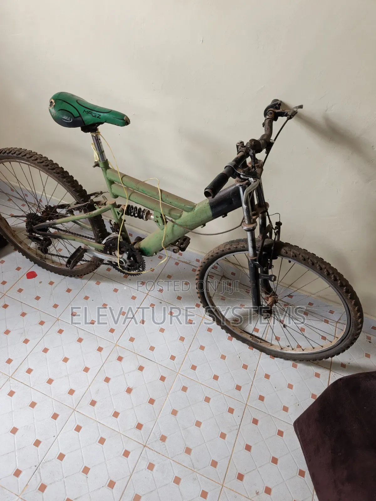Full Suspension Mountain Bike