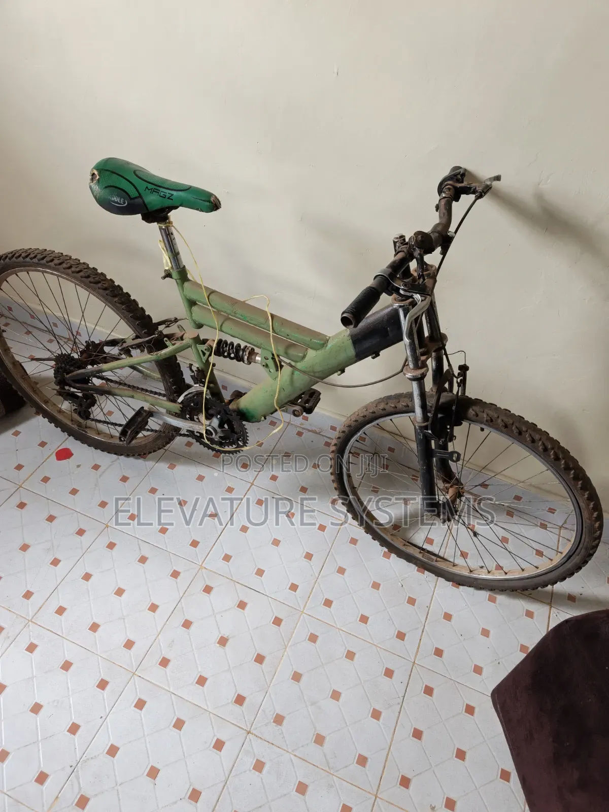 Full Suspension Mountain Bike