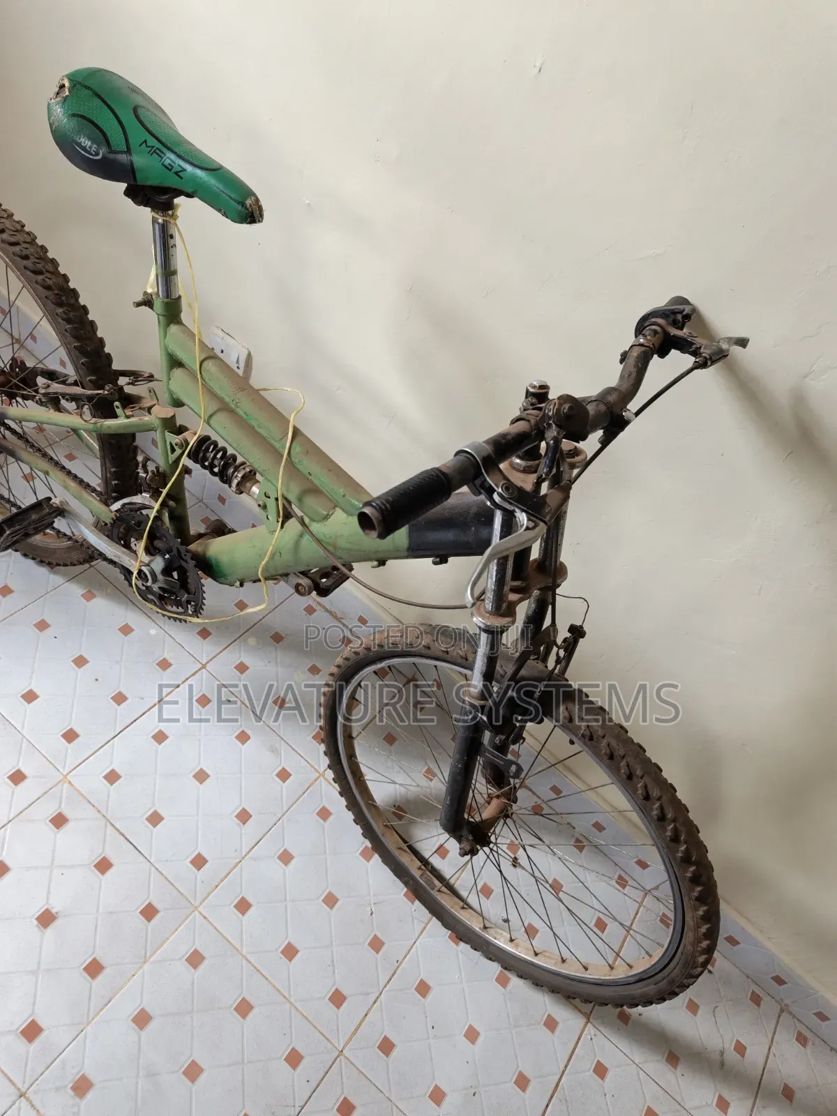 Full Suspension Mountain Bike