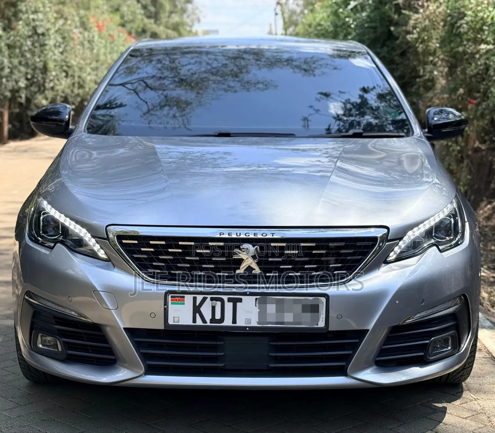 Peugeot 308 2018 Silver