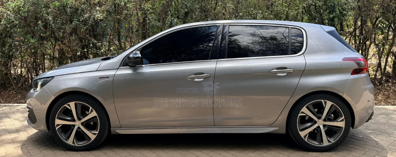 Peugeot 308 2018 Silver