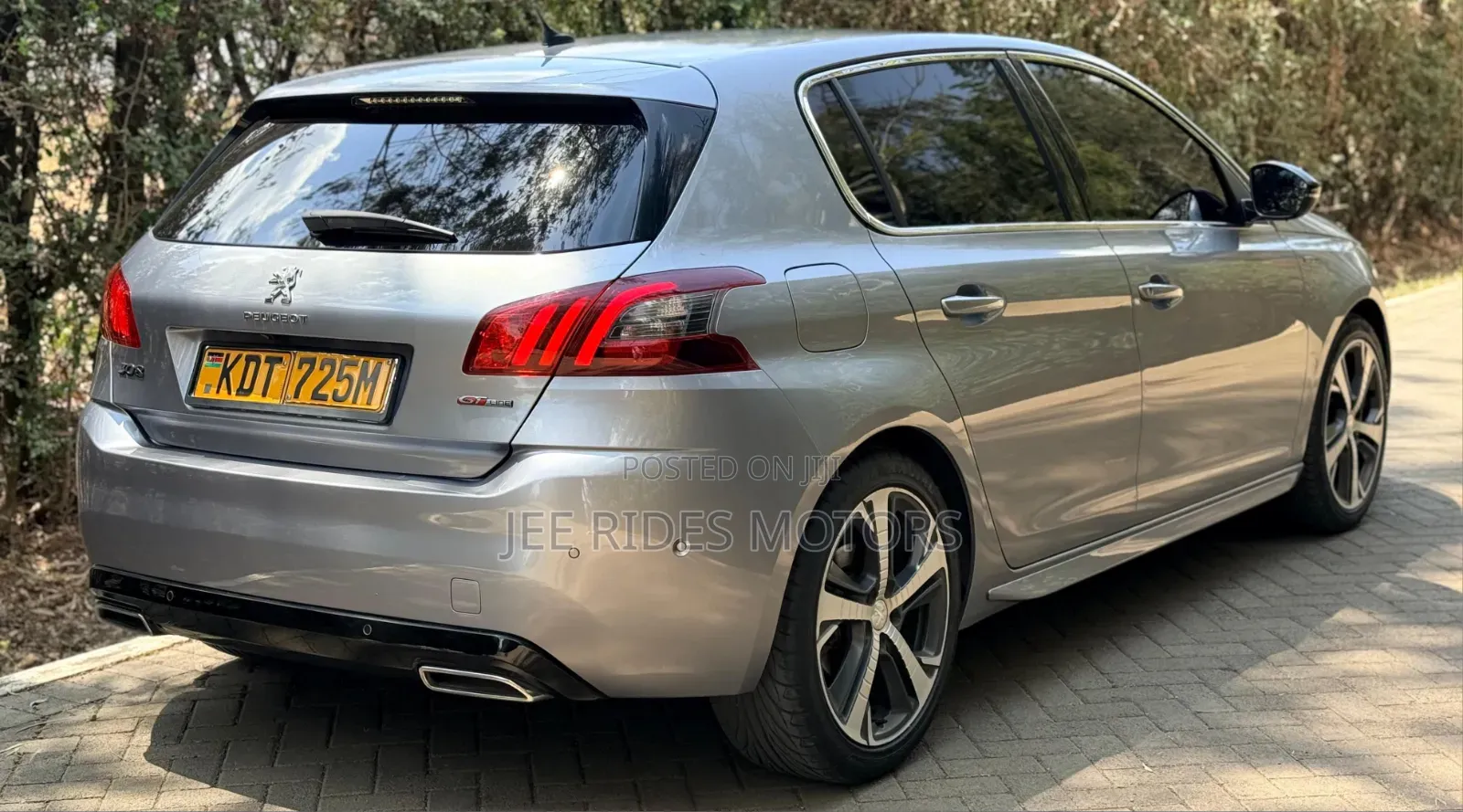 Peugeot 308 2018 Silver