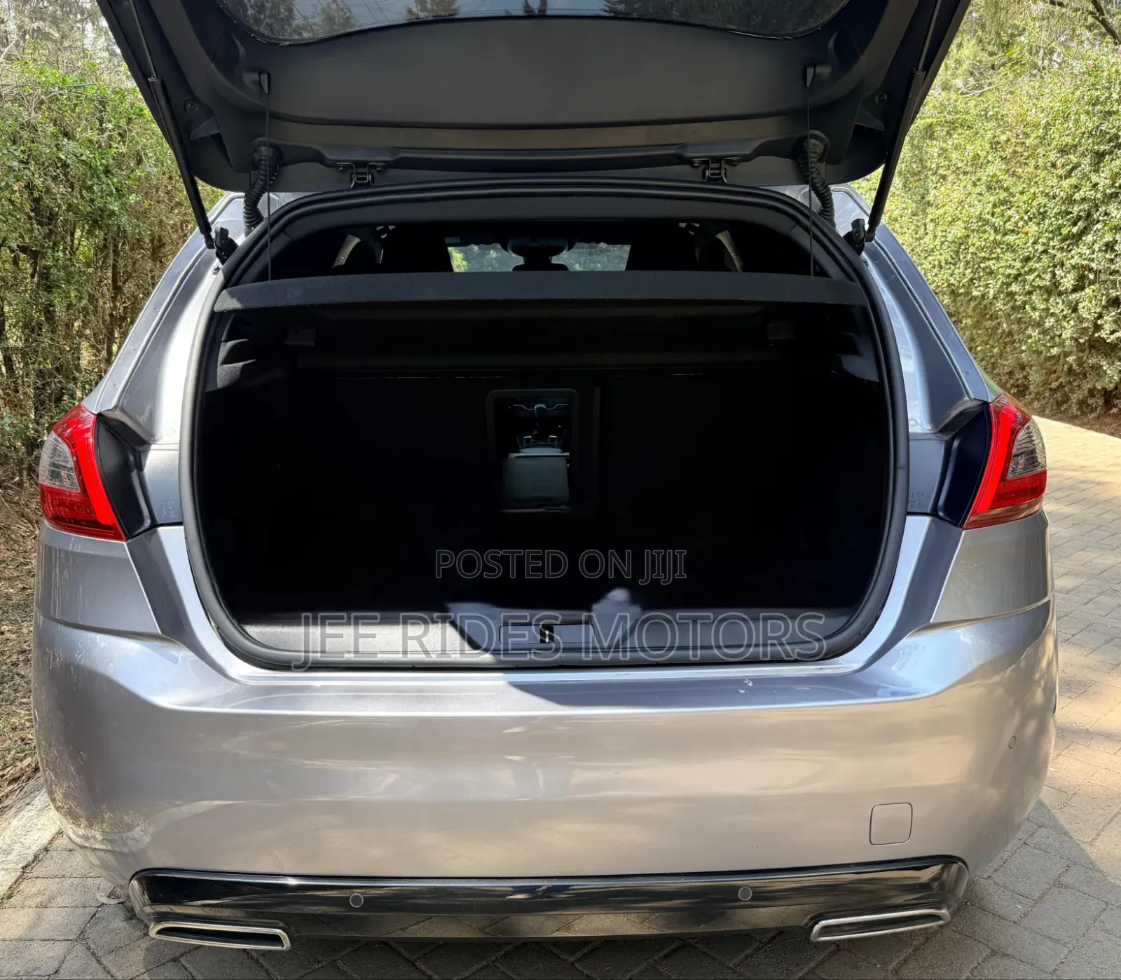 Peugeot 308 2018 Silver