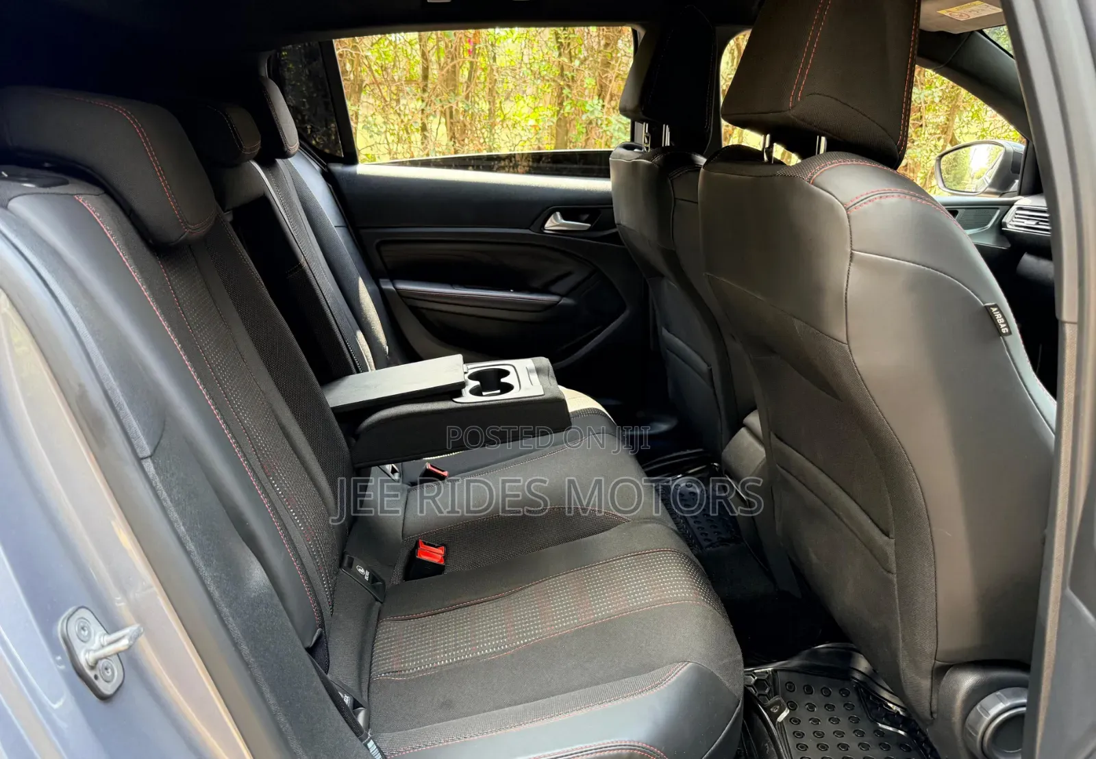 Peugeot 308 2018 Silver