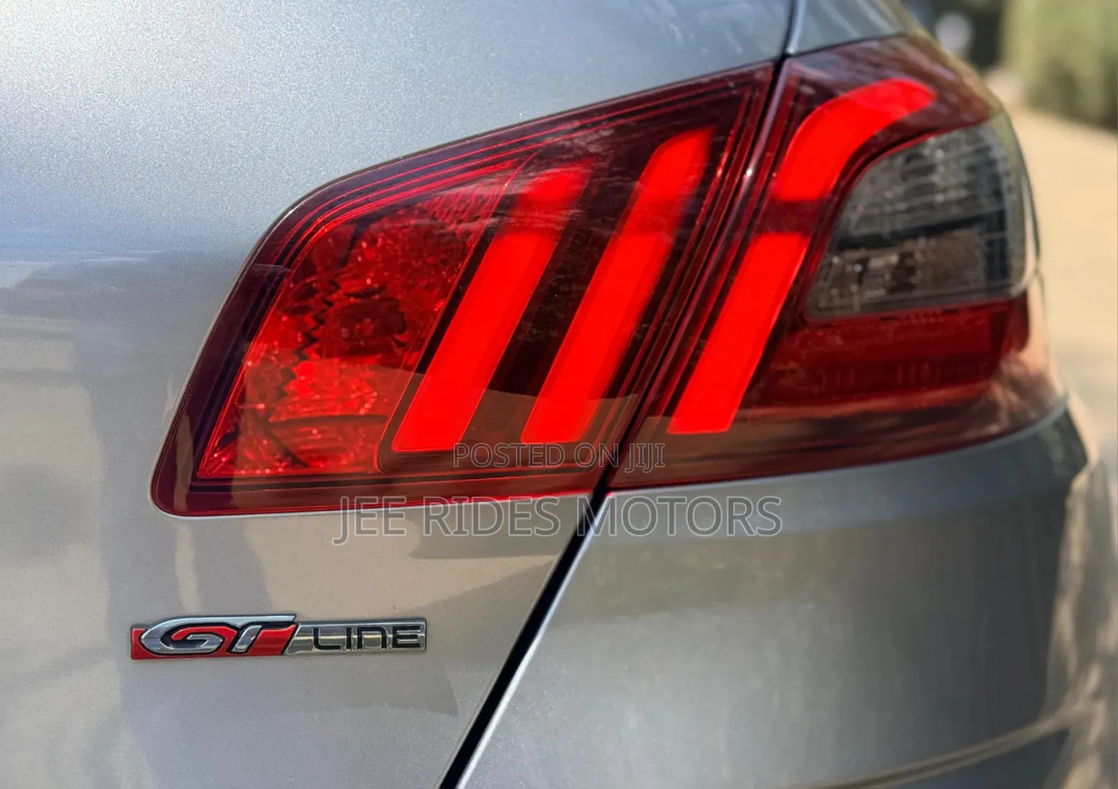 Peugeot 308 2018 Silver
