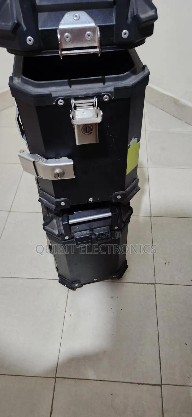 Motorcycle Side Panniers - thumbnail 3