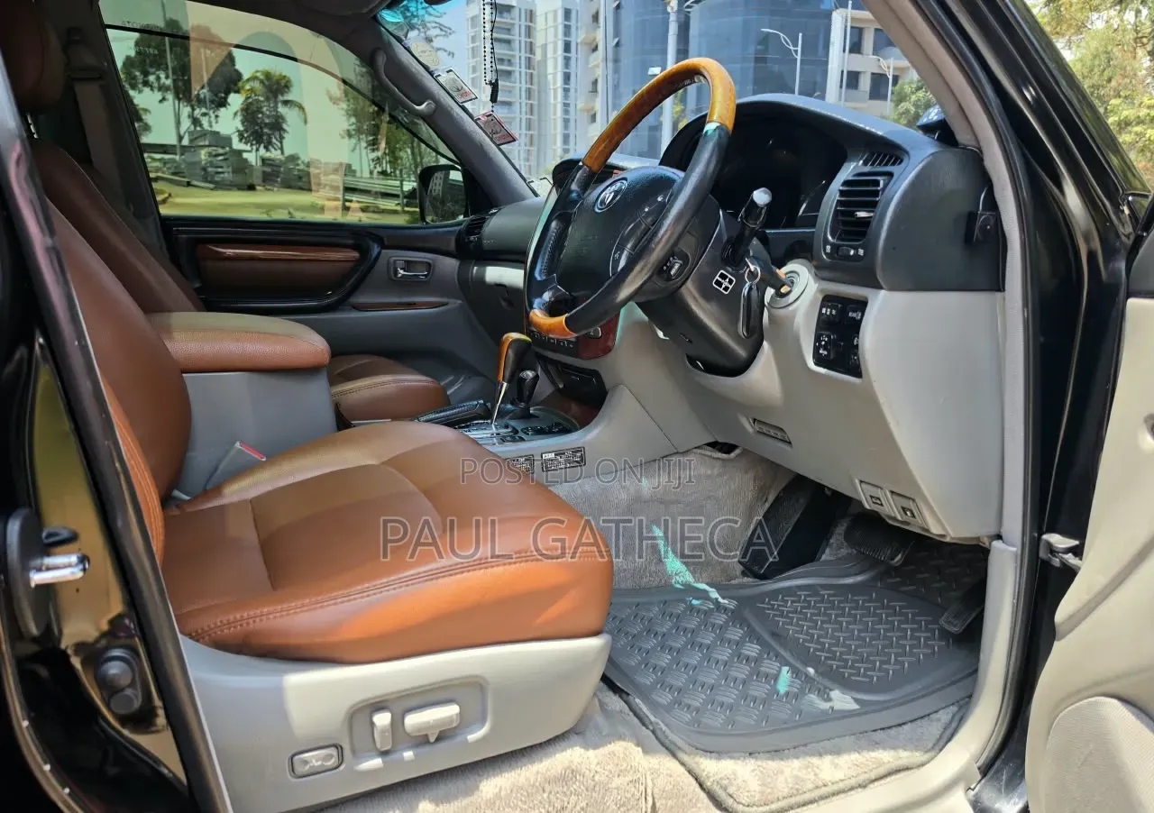 Toyota Land Cruiser Prado 2005 Black