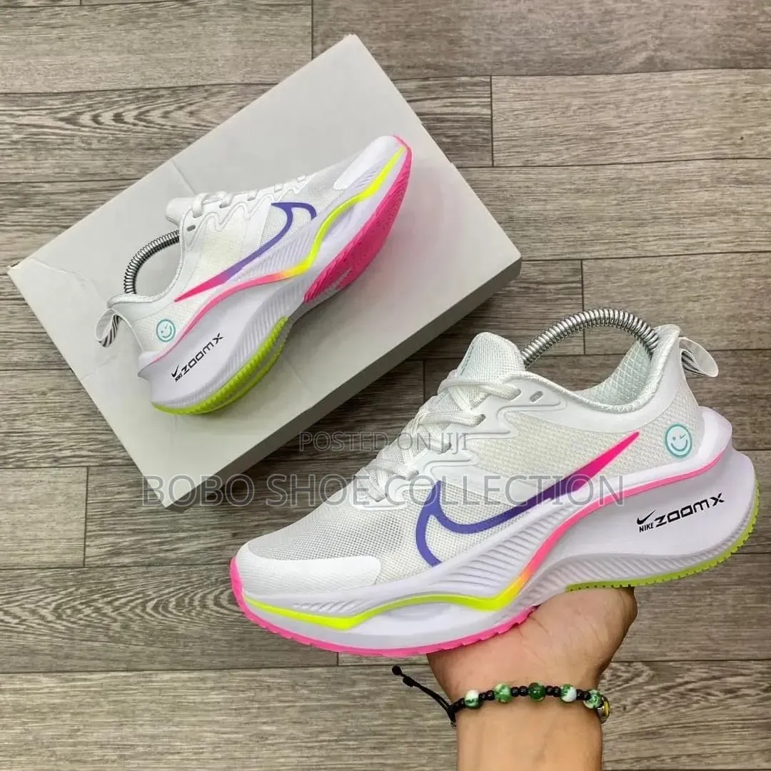 Zoomx Sneakers