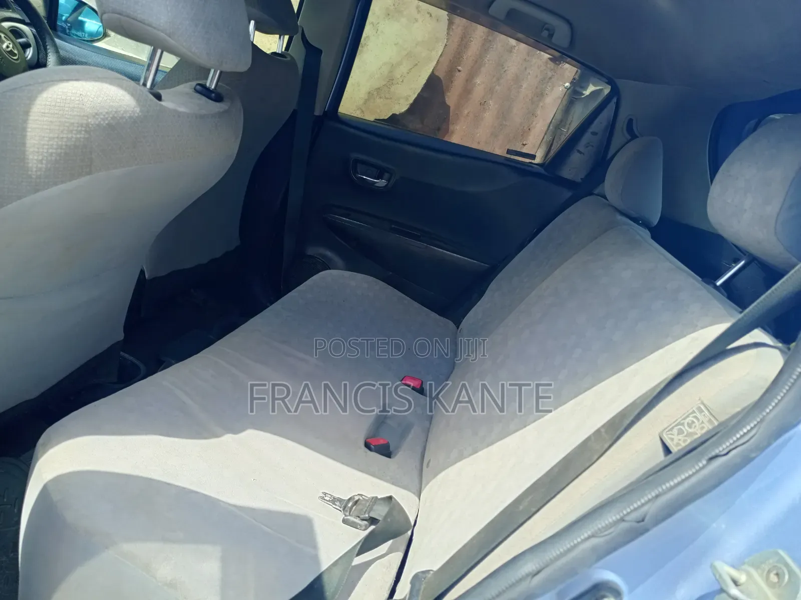 Toyota Vitz 2012 Blue