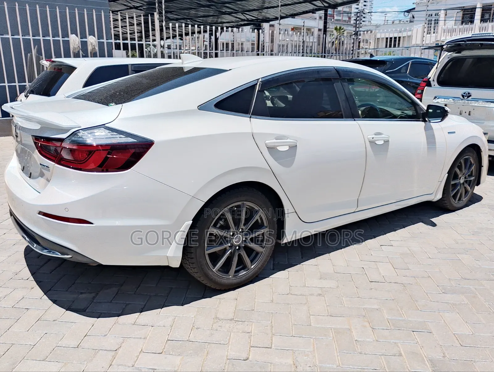 Honda Insight EX 2019 White