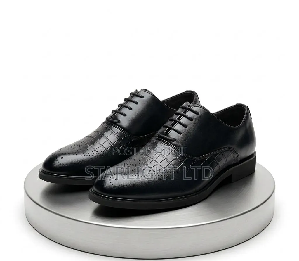 Minimalist Plain-Toe Men's Dress Oxfords