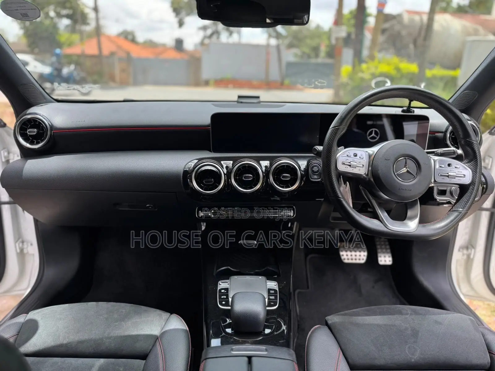 Mercedes-Benz A-Class 2019 Pearl