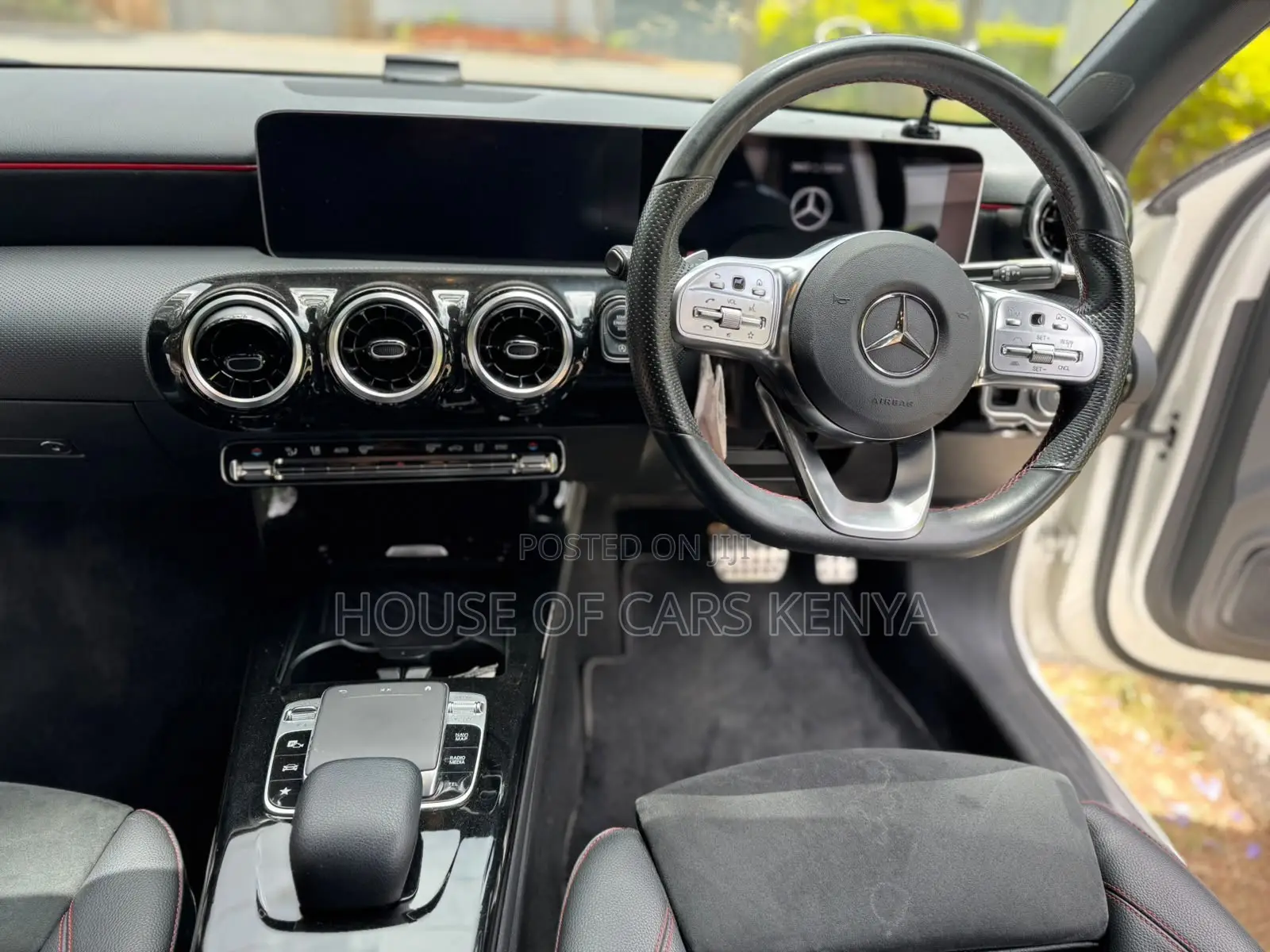 Mercedes-Benz A-Class 2019 Pearl