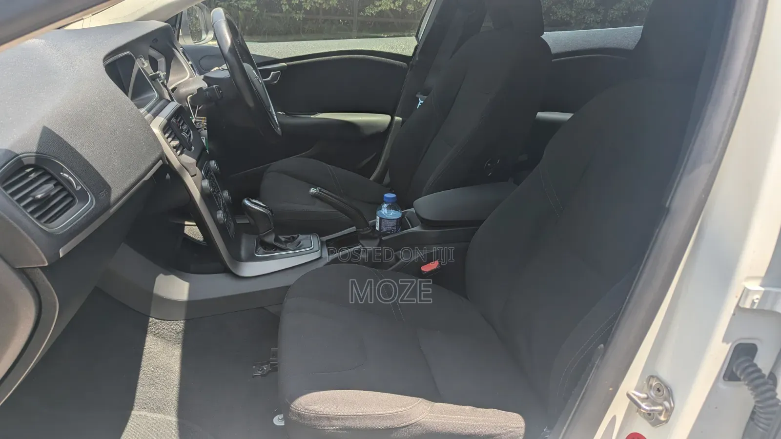 Volvo V40 2017 White