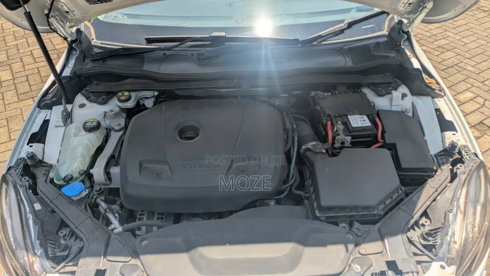 Volvo V40 2017 White