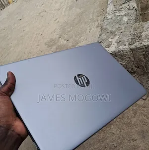 Laptop HP 250 G8 4GB Intel Core i3 HDD 1T