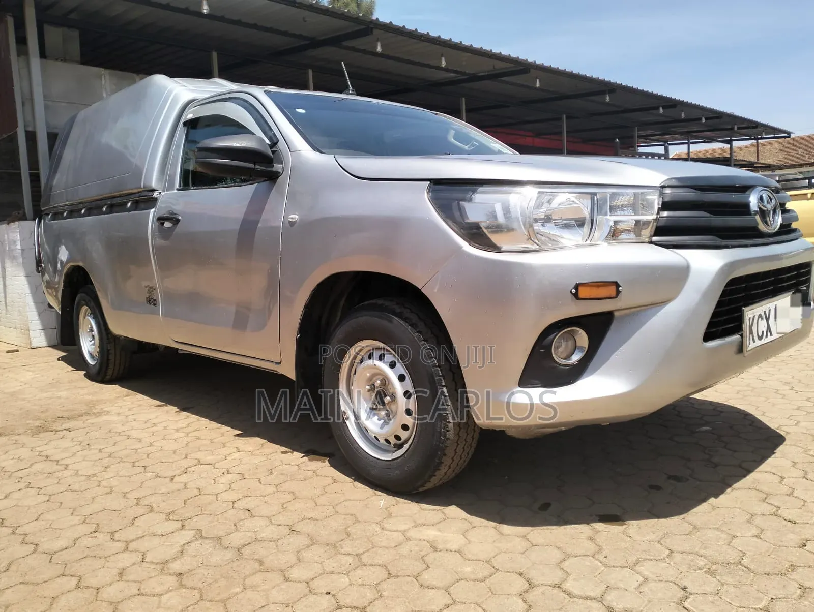 Toyota Hilux 2019 Silver