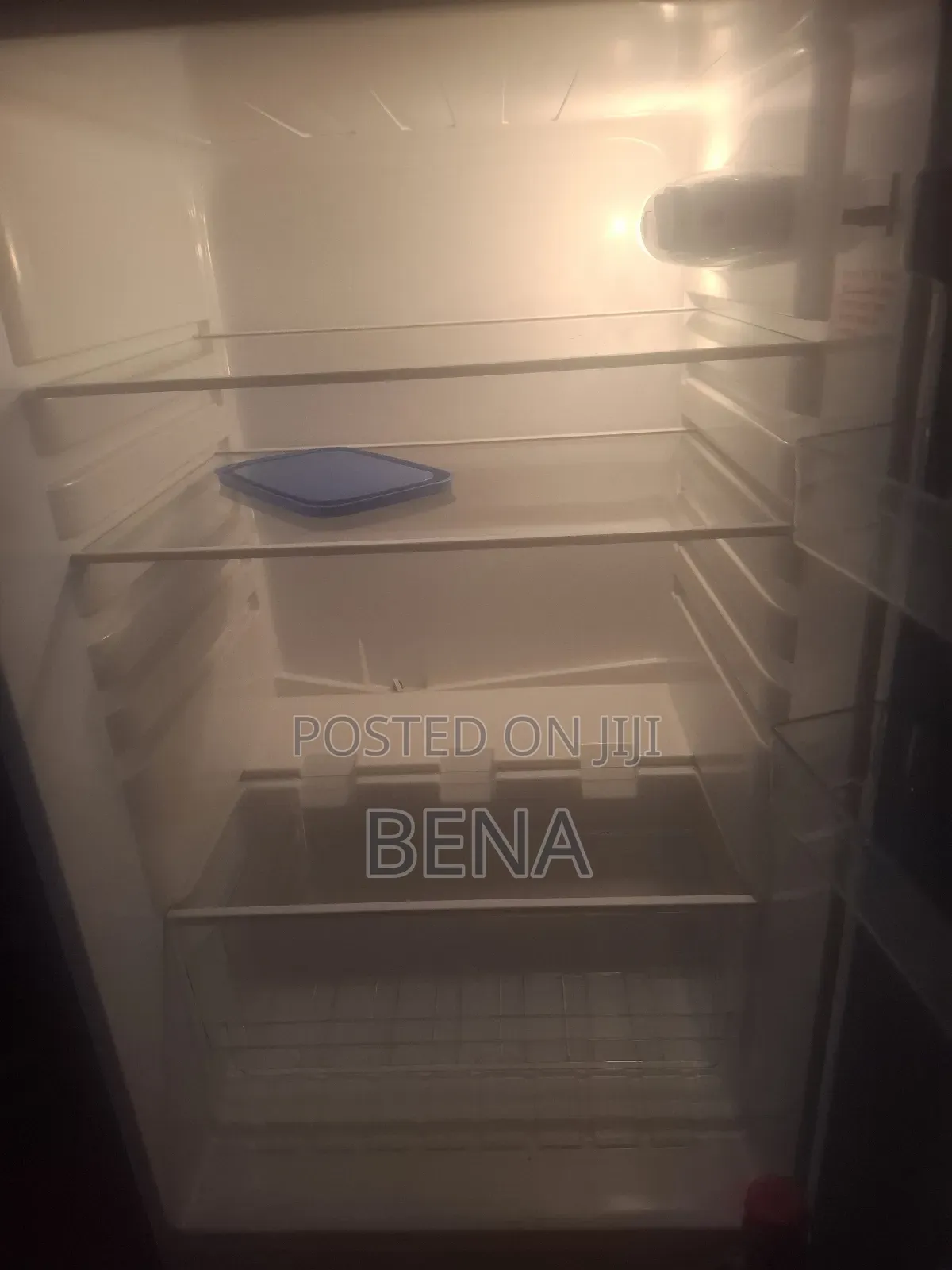 Von Fridge 195l