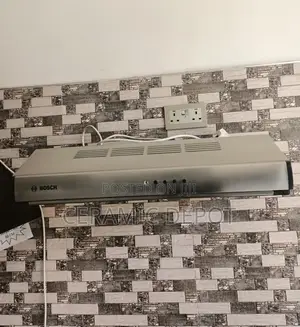 Bosch Built-Under Cooker Hood DHU665CGB