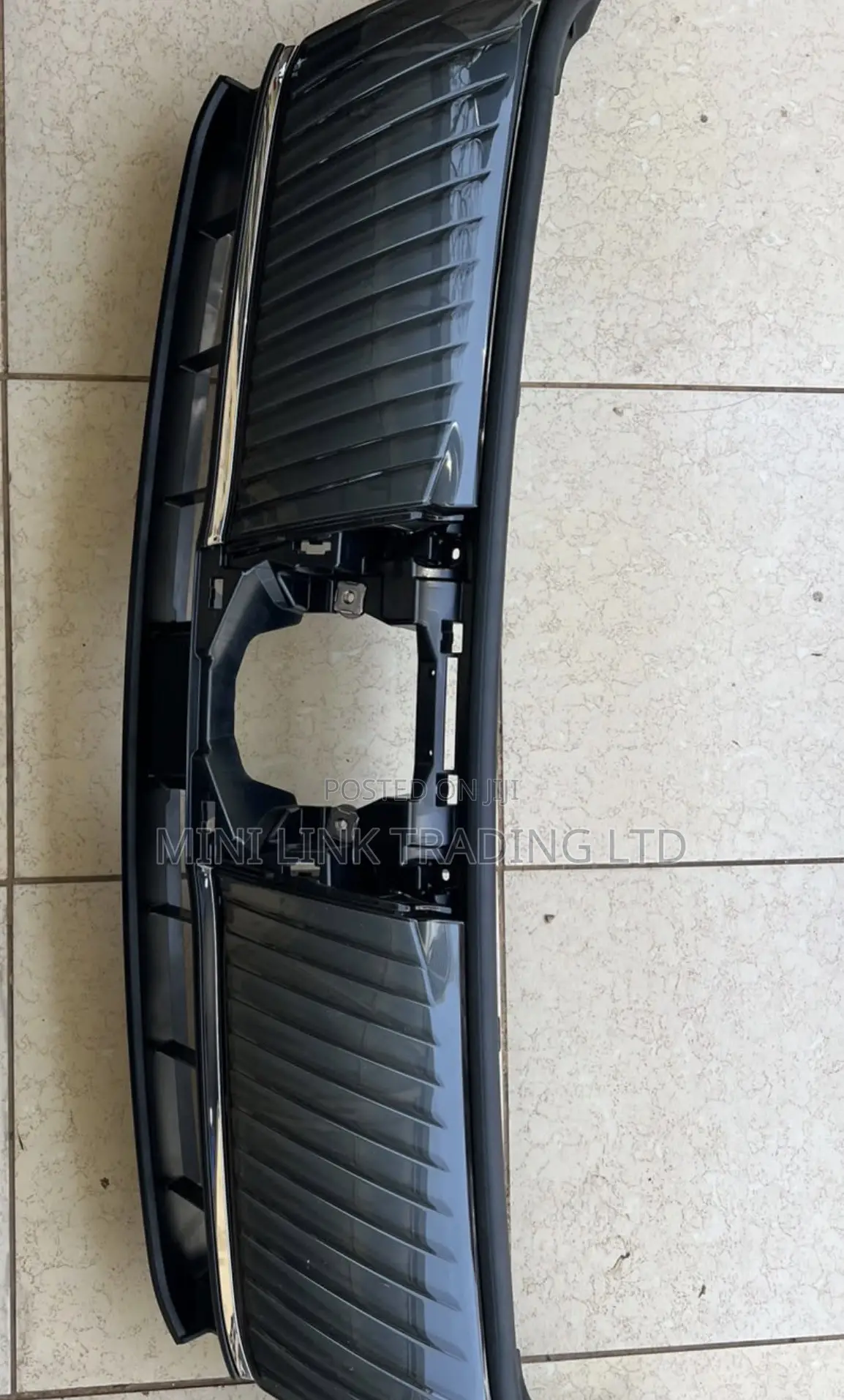 Toyota Harrier Front Grill