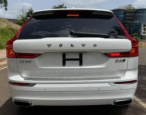 Volvo XC60 2018 White