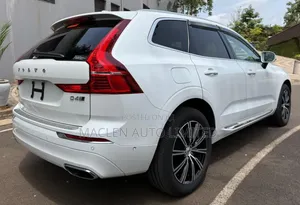 Volvo XC60 2018 White