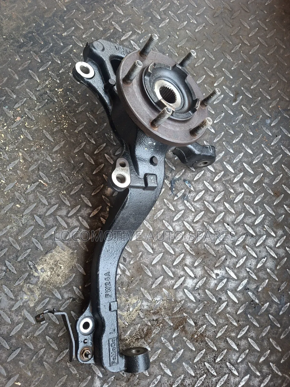 Front Hub Ford Escape/Ranger