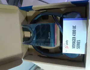Poly Voyager 4320 USB-a Headset ( Charging Stand+Bt700 Dongle )