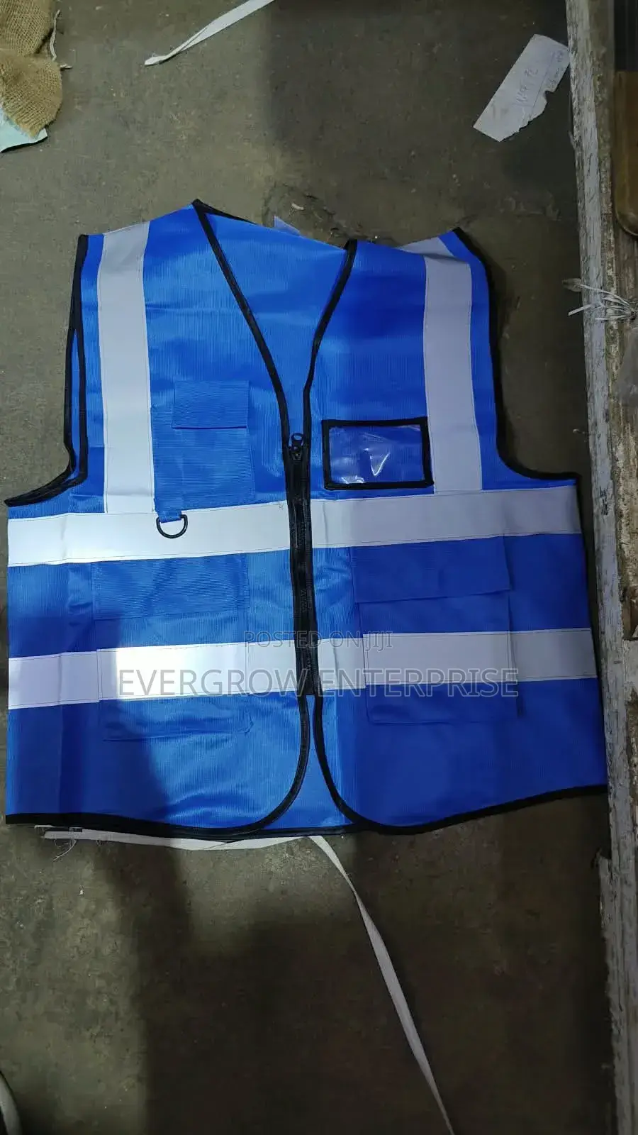 Premium Reflective Vests With Zip and Pockets
