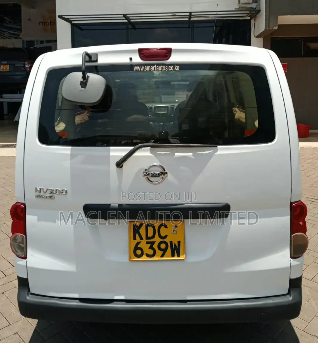 Nissan NV200 2014 White
