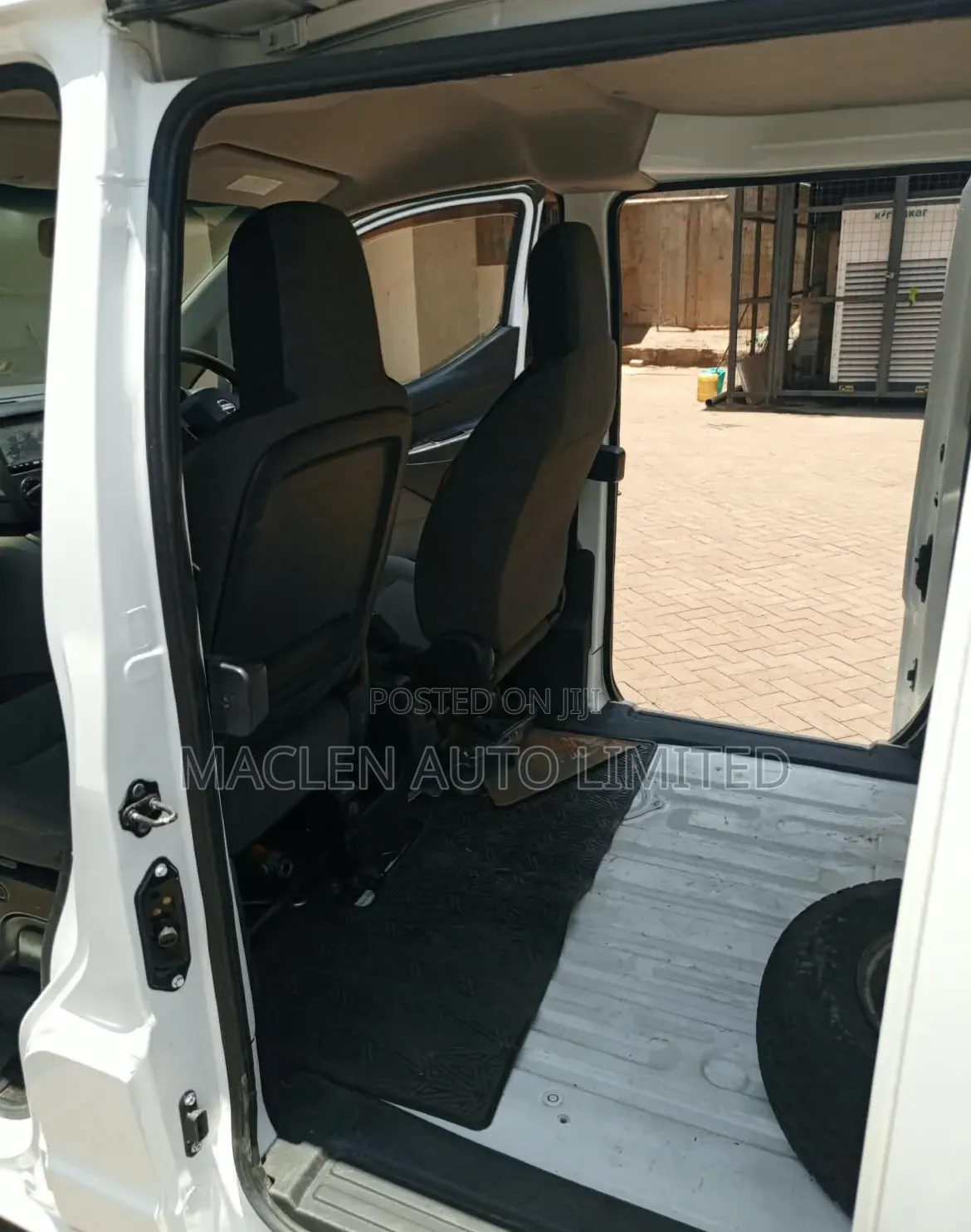 Nissan NV200 2014 White