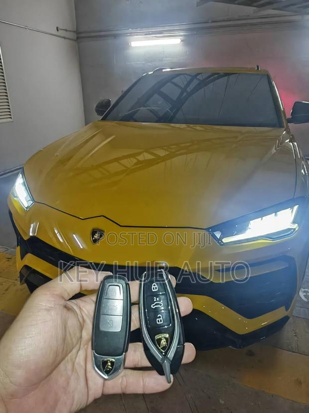 Lamborghini Urus Car Keys - thumbnail 2
